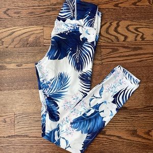 Stronger Essence Tights - Size S